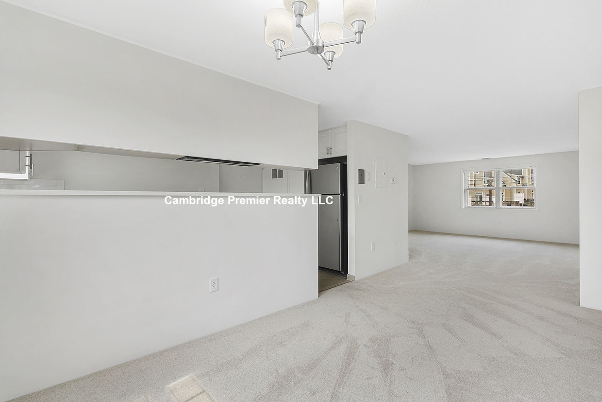 Primary Photo - 176 Bedford Rd