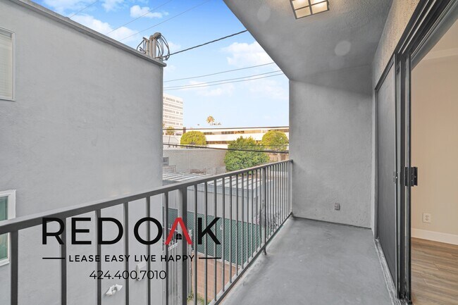 Foto del edificio - 121 N Hamilton Dr