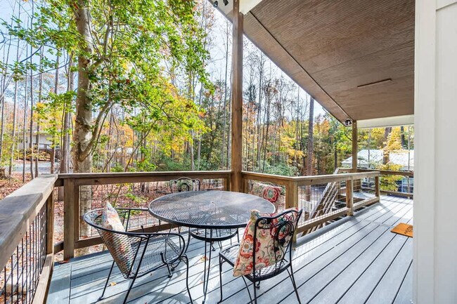 Foto del edificio - 288 Stonewall Road-SI ID1055517P