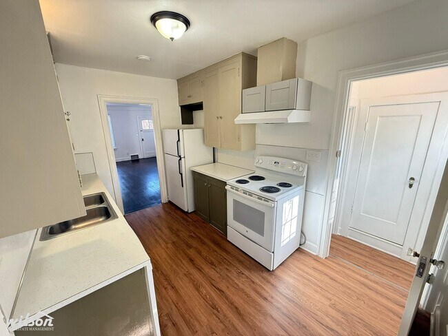 Foto del edificio - 1522 Browne Ave