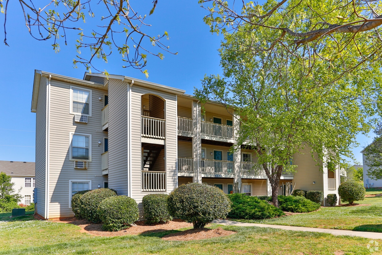 Summer Pointe Apartment Homes 296 Muellers Cir Statesville, NC