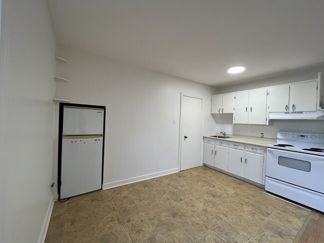 Photo du bâtiment - 7 Bennett Ave