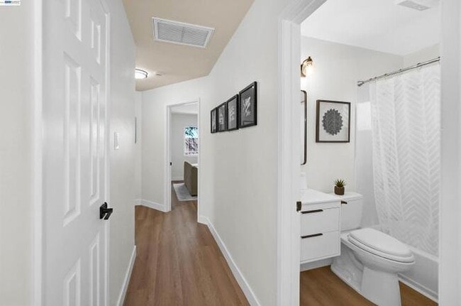 Foto del edificio - 6241 Cotton Ave