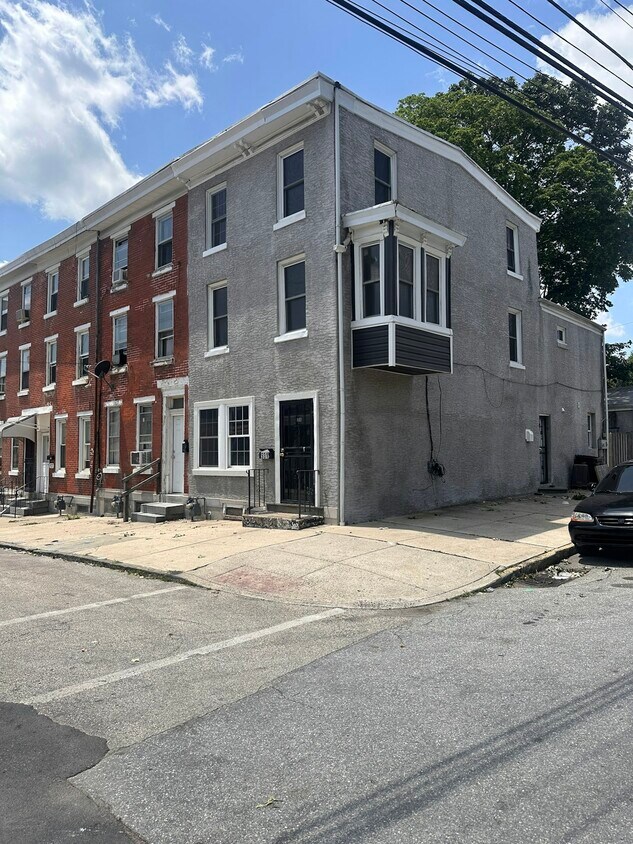 Foto principal - 931 Green St