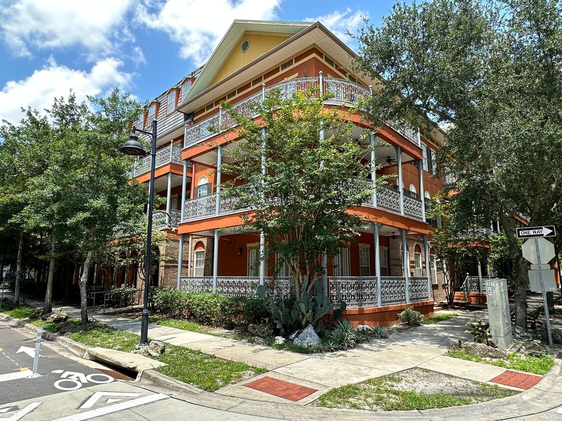 Primary Photo - Jackson Square - 2 Bedroom, 2 Bathroom Condo