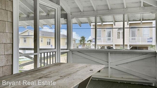 Building Photo - 3 br, 3 bath House - (C224) 719 Carolina B...