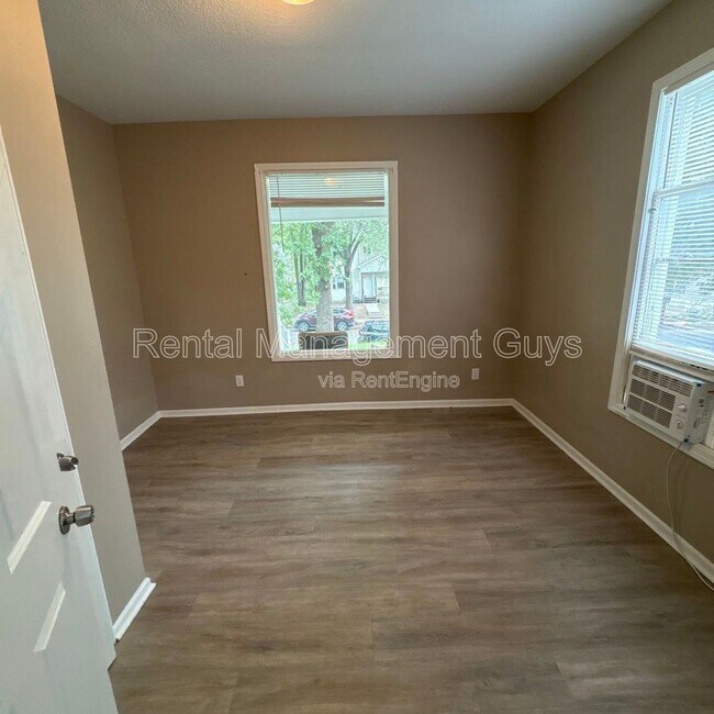 Foto del edificio - 2935 N Aldrich Ave