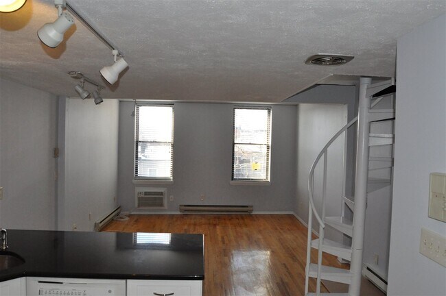 Foto del edificio - 228 Bloomfield St