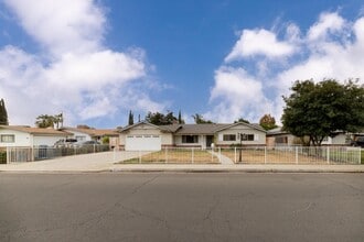 Building Photo - 3825 Bianchi Way