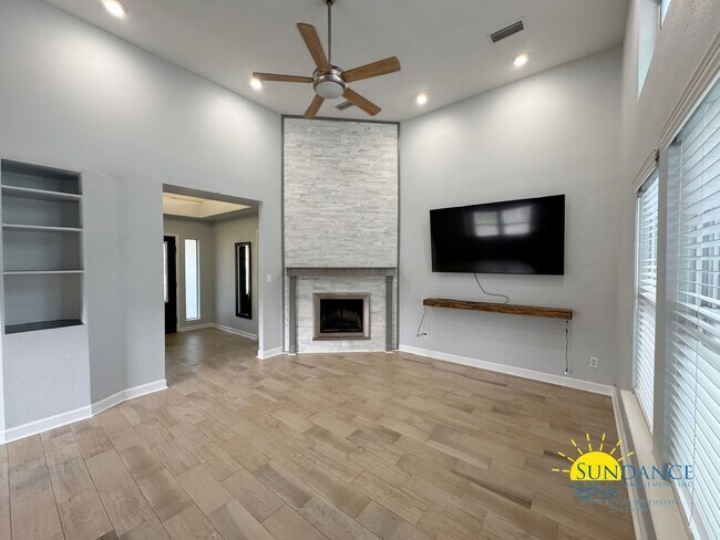 Foto del edificio - 3-Bedroom Home in Destin with Solar Power ...
