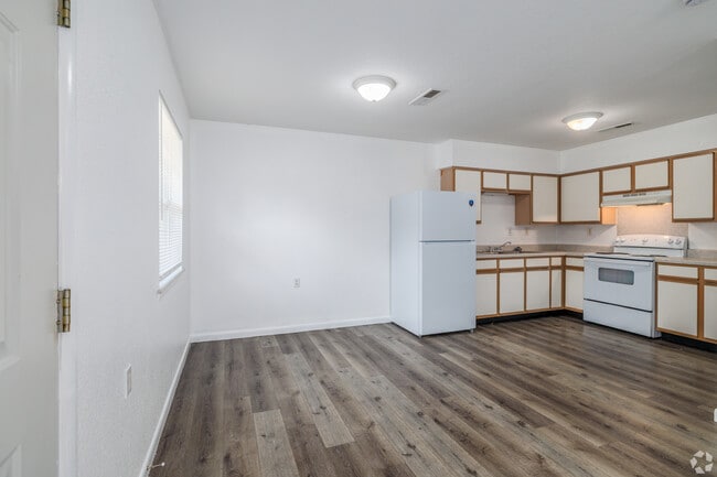 Building Photo - Monett Meadows (Sunset Villa Apartments)