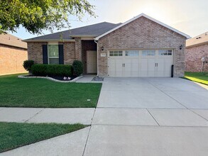 Building Photo - 7757 Berrenda Dr