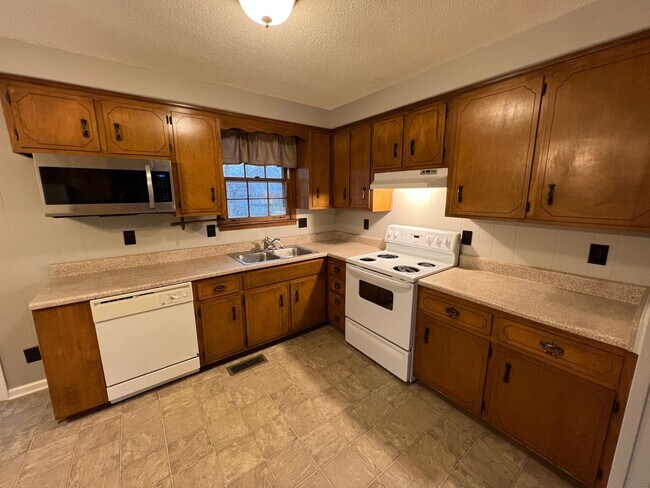 Foto del edificio - 3105 Spring Creek Ct