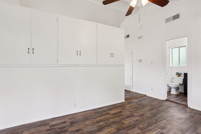 Building Photo - 101 Blue Ridge Trl #C C