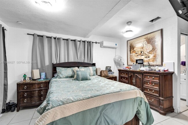 Foto del edificio - 3166 NW 102nd St