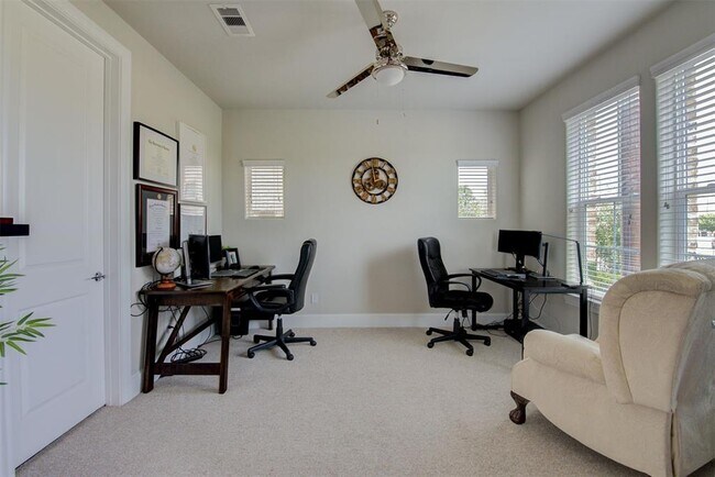 Foto del edificio - 9664 Knight Rd