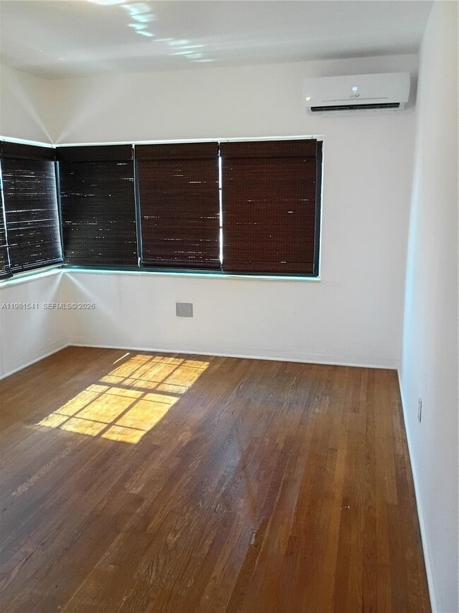 Building Photo - 235 83rd St