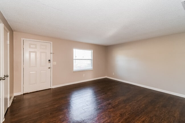 Building Photo - 8444 Fury Dr