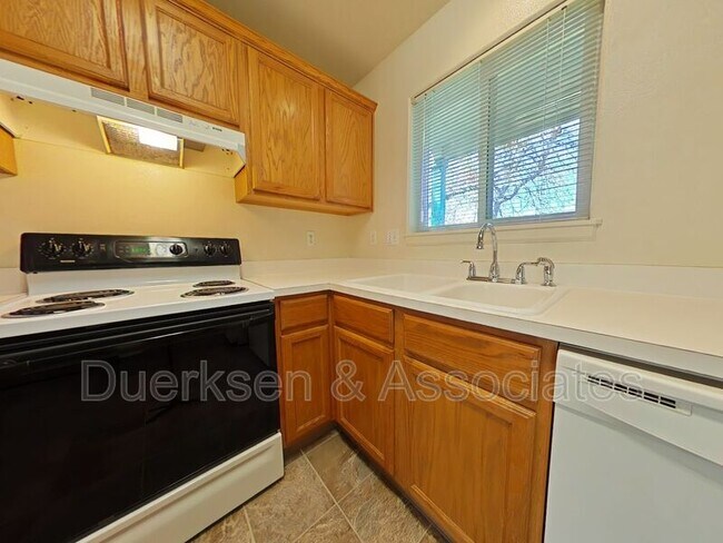 Foto del edificio - 3143 Powderhorn Pl