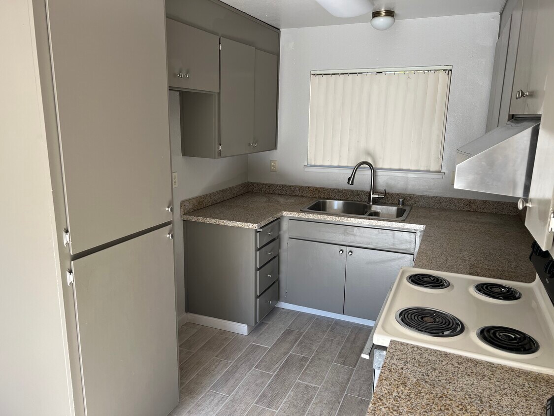 5617 Blackoak Ct, Stockton, CA 95207 Townhome Rentals in Stockton CA