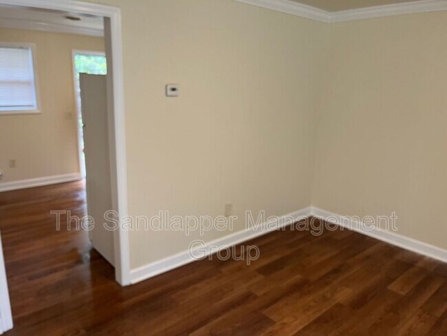 Foto del edificio - 634 Cashew St