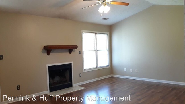 Building Photo - 3 br, 2 bath House - 252 Northwoods Drive