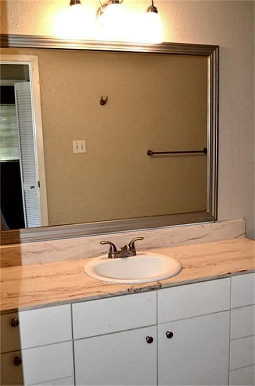 Foto principal - 12627 Ashford Meadow Dr