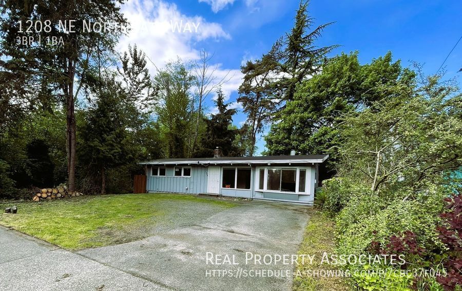 Primary Photo - 3 bedroom House - Rambler in Northgate - A...