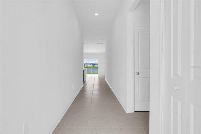 Foto del edificio - 5803 Le Marin Wy