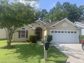 Building Photo - 348 Vesta Dr