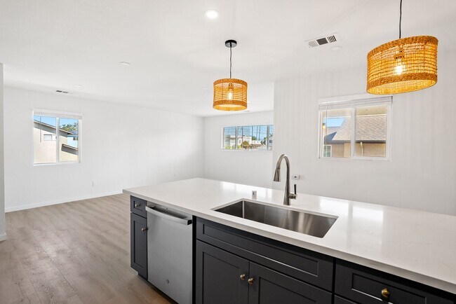 Foto del edificio - 240 S 9th St