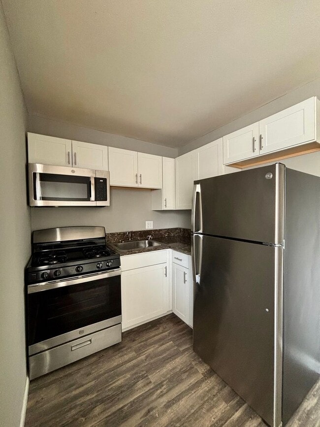 Building Photo - 100 Arlington Way