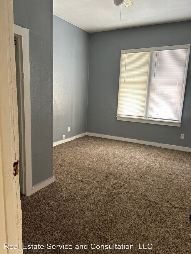 Building Photo - 2 br, 1 bath House - 816 S. Pasfield