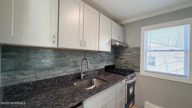 Building Photo - 420 Cross Rd