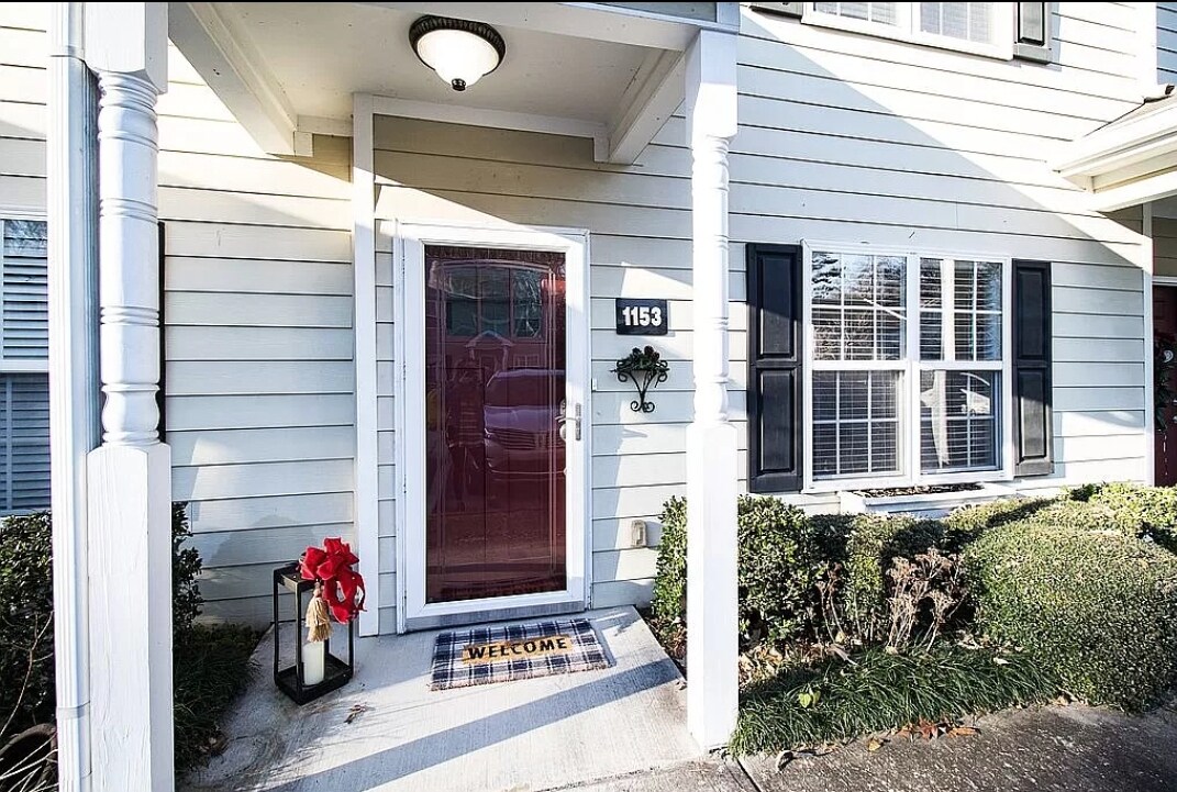 Foto principal - 1153 Riverside Ter