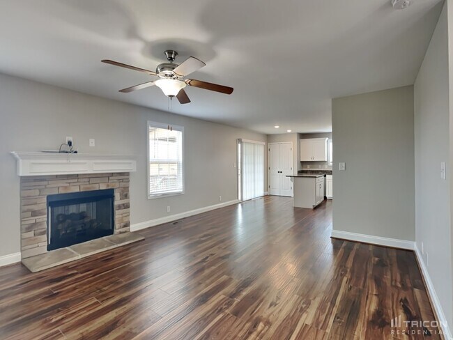 Foto del edificio - 495 Mirren Circle Clarksville TN