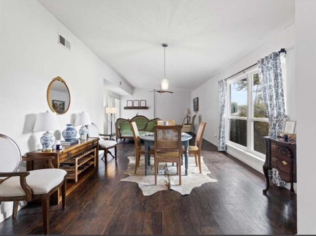 Foto principal - 5736 Wedgmont Cir N