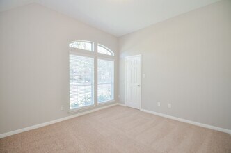 Building Photo - 2123 Thistlerock Ln