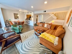 Building Photo - 2116 Hobbs Rd