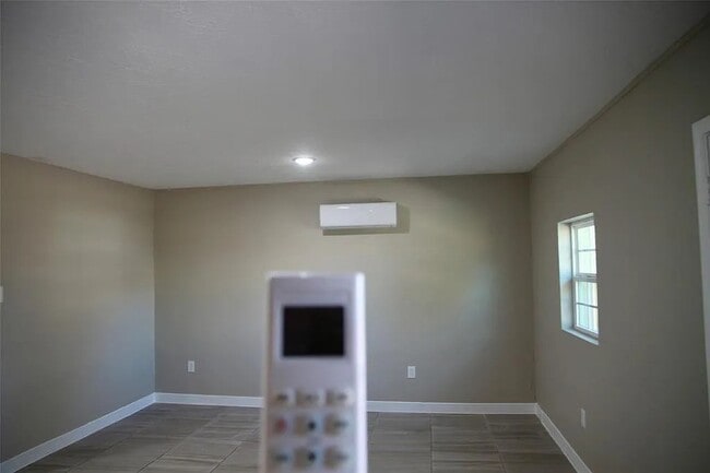 Air condition/ac - 1808 Marlock Ln