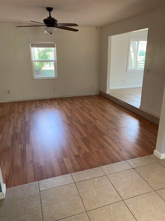 Foto del edificio - 26 Linda Mar Dr