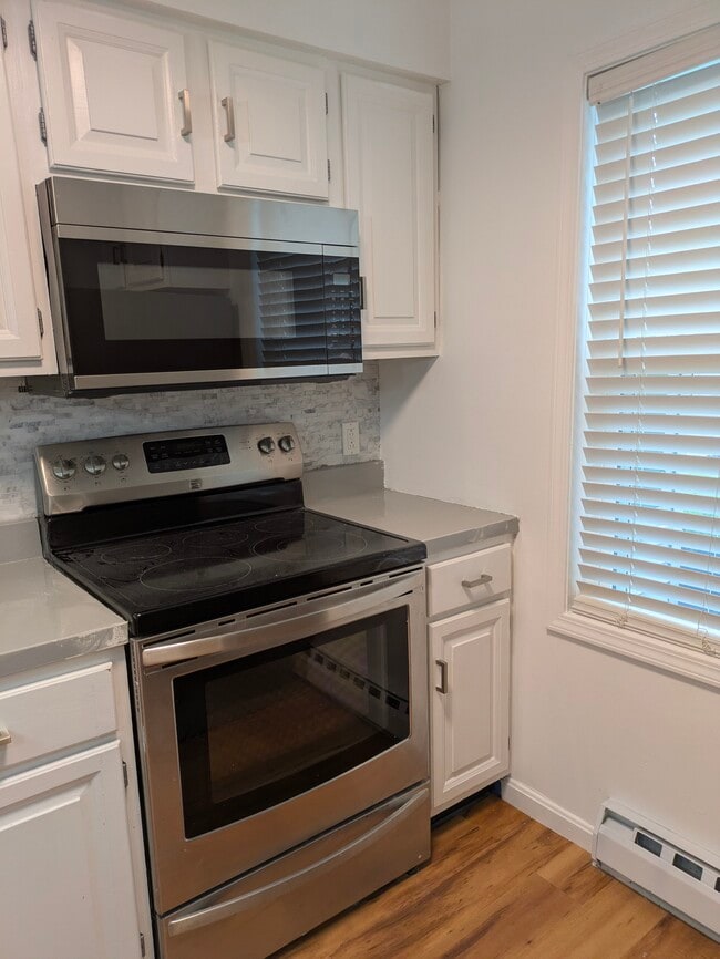 Stainless steel appliances including microwave and dishwasher - 35 Brickyard Rd