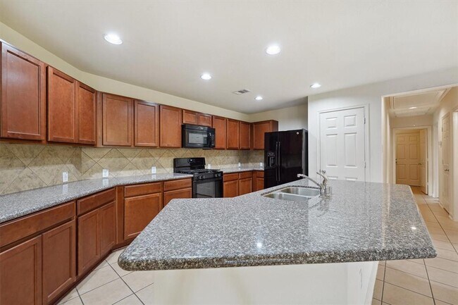 Building Photo - 12431 Skyview Cres Ct