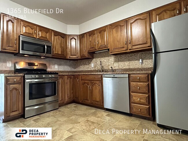 Building Photo - 1365 Bluefield Dr