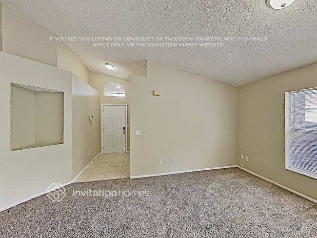 Foto del edificio - 1551 Woodwind Dr