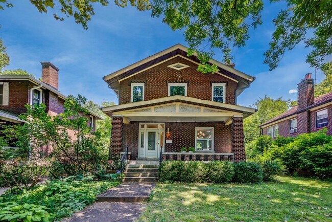 Exterior - 338 Melville Ave