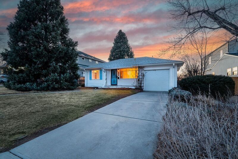 Photo - 2921 S Adams St