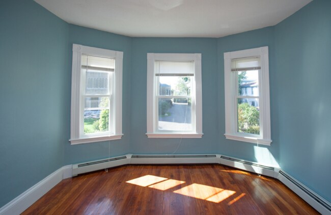 Building Photo - 175 Rindge Ave