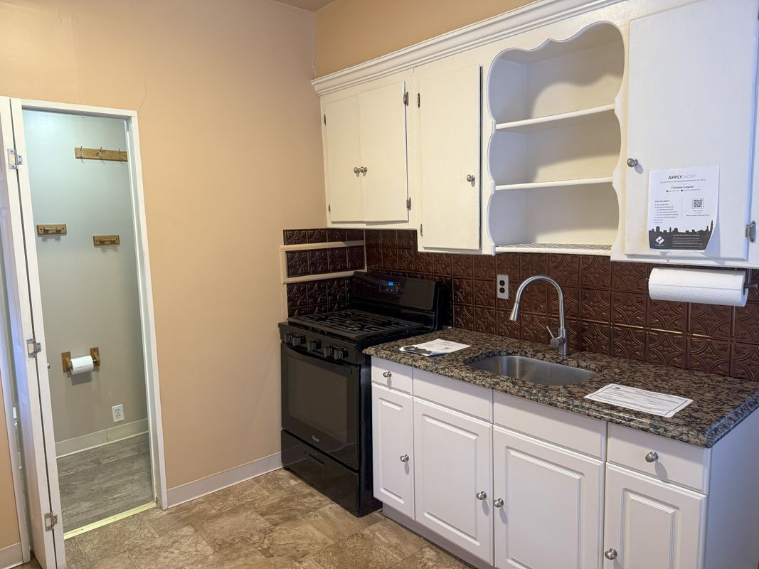Foto principal - 1223 N 29th St