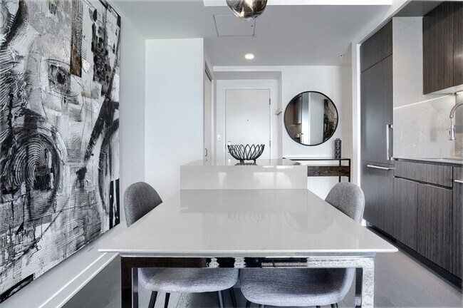 Photo du bâtiment - 1275 Av. des Canadiens-de-Montréal